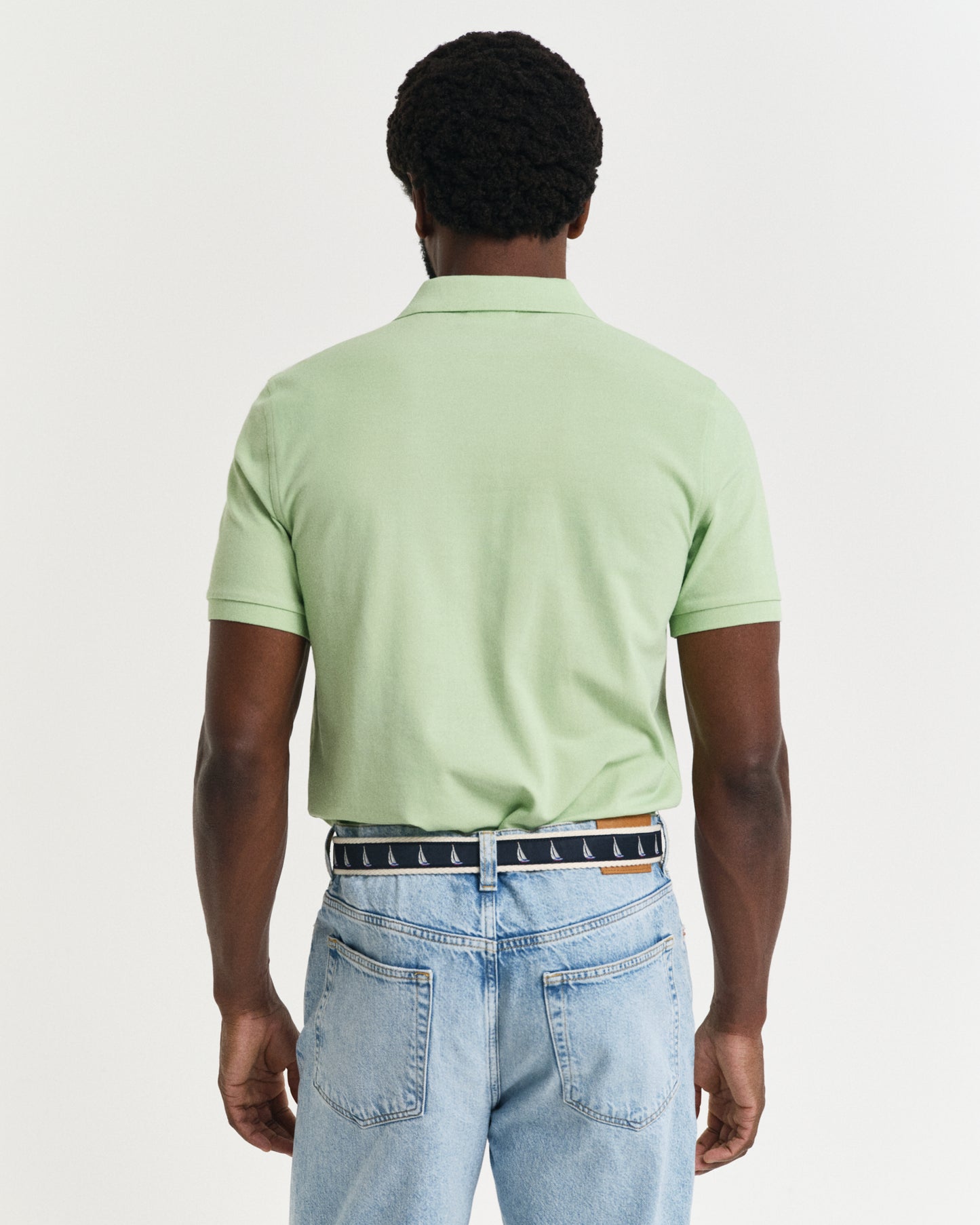 APPLE GREEN
