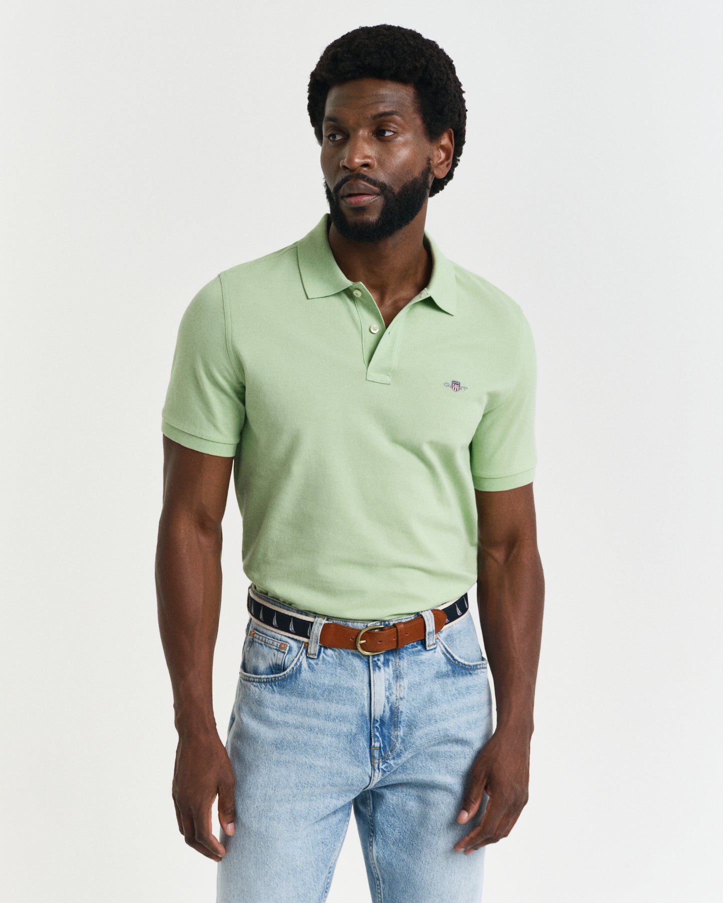 APPLE GREEN