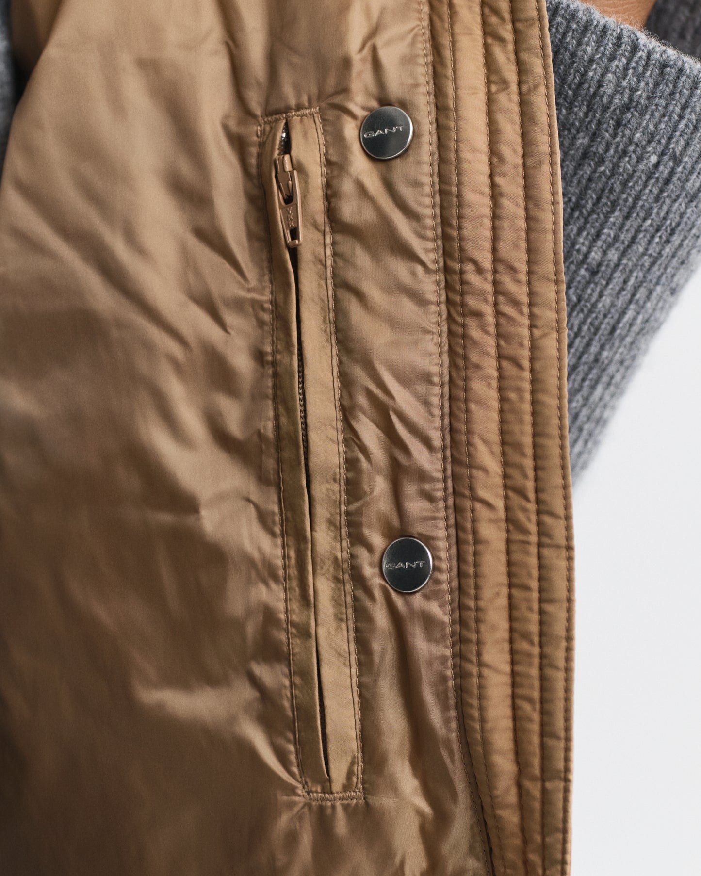 WARM KHAKI
